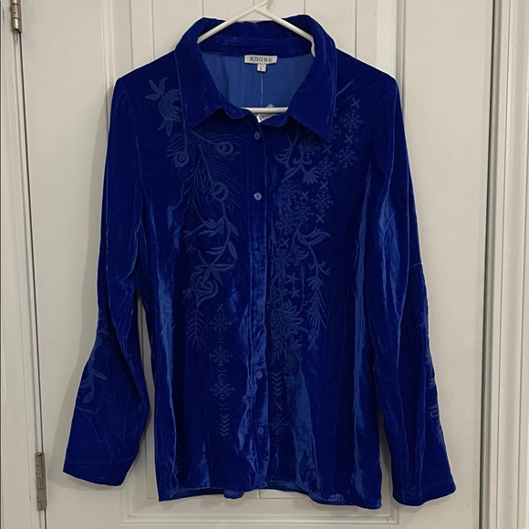 ADORA Women's large Royal Blue Velvet Button Down Shirt NWT ADORA Women's large Royal Blue Velvet Button Down Shirt NWT